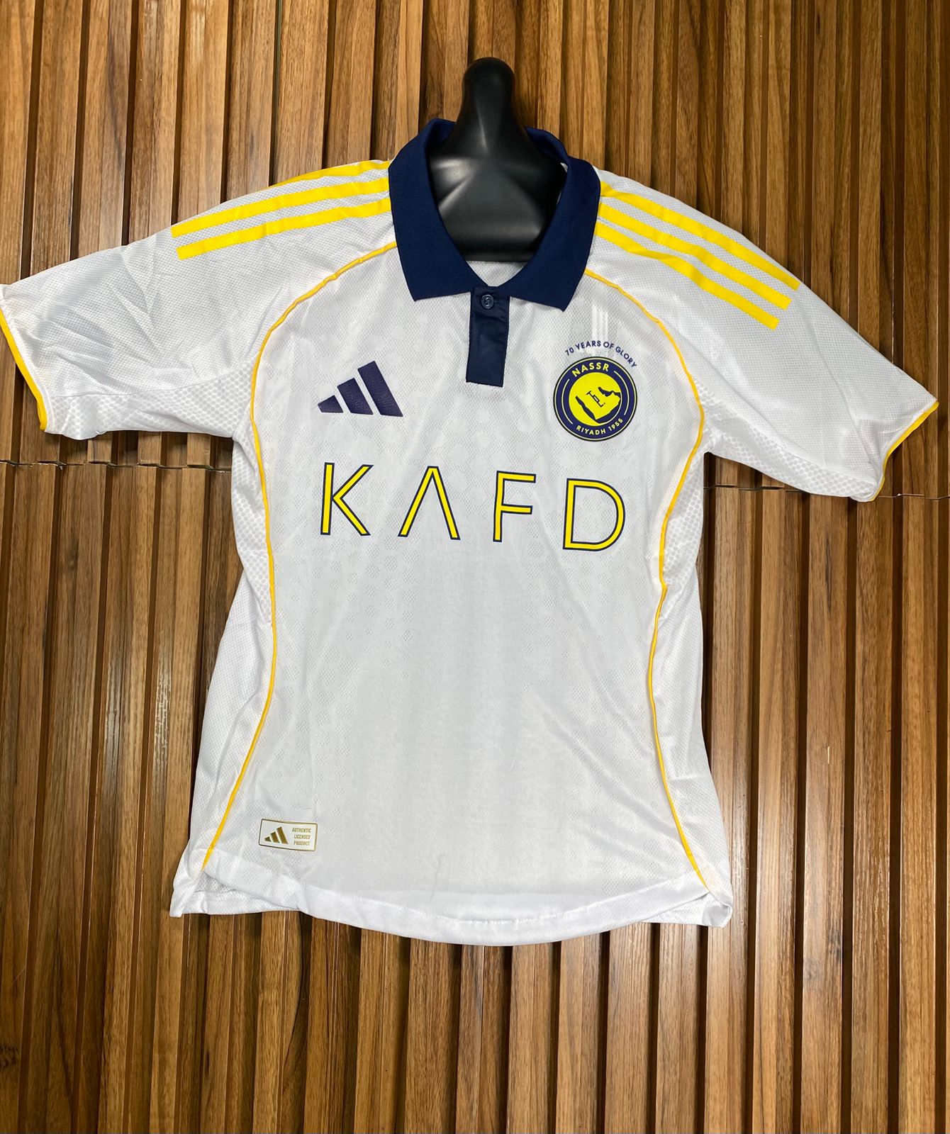 Jersey Al Nassr Gala 25-26 RONALDO V. Jugador