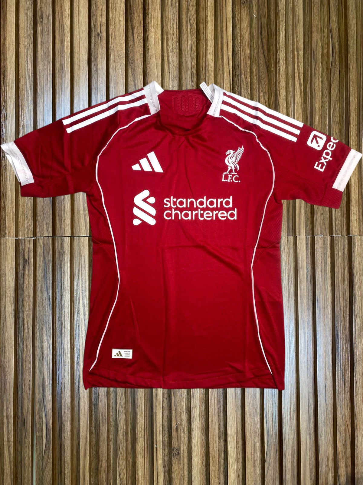 Jersey Liverpool Local  25-26 V. Jugador
