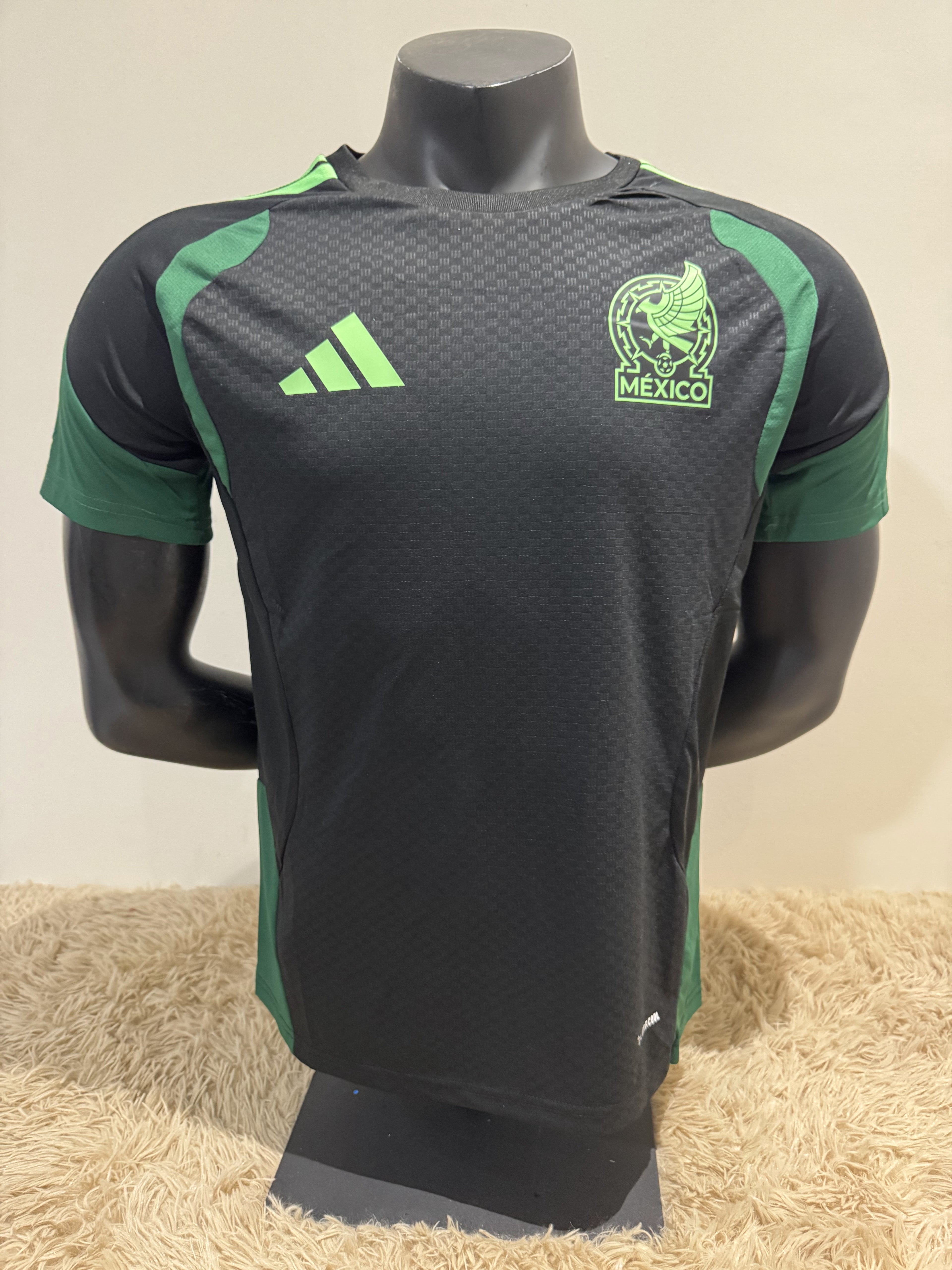 Jersey Mexico Entrenamiento Negro 26 V. Jugador