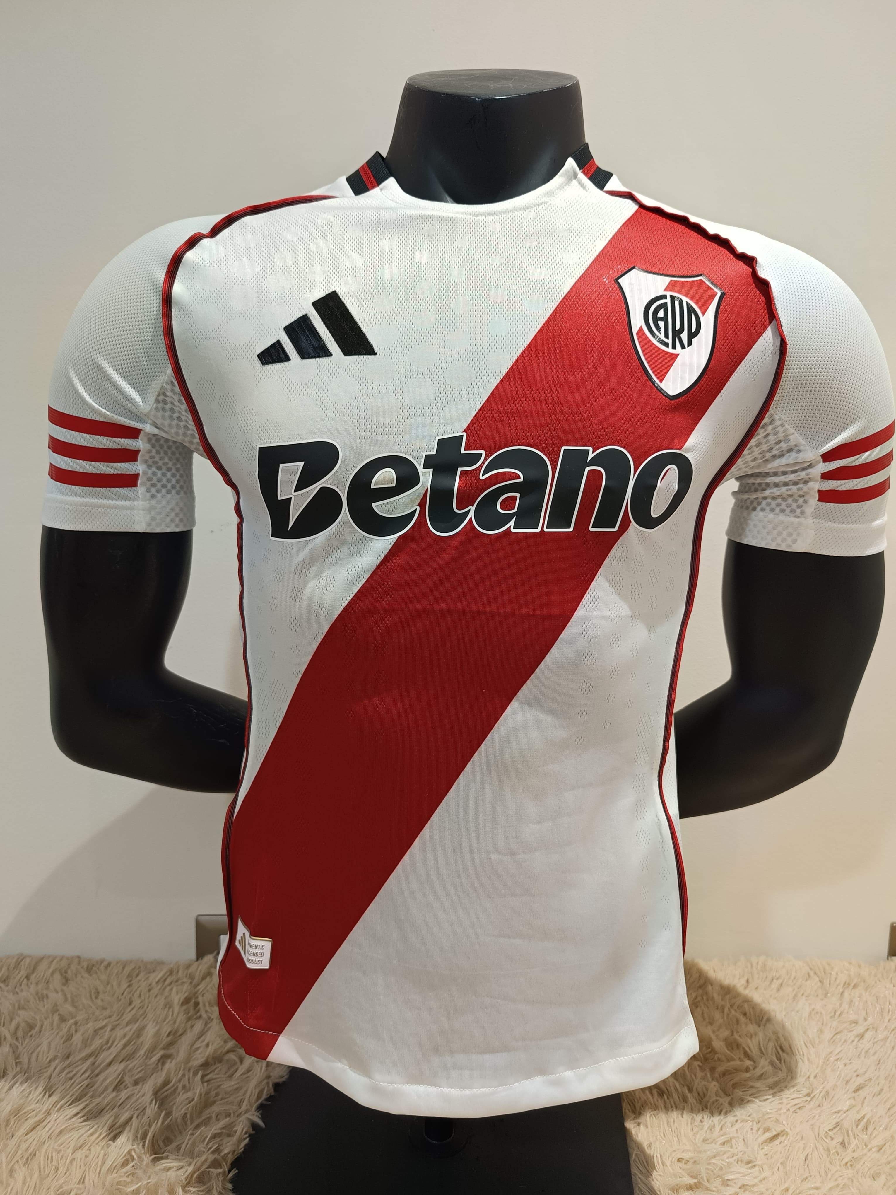 Jersey River Plate Local  25-26 V. Jugador