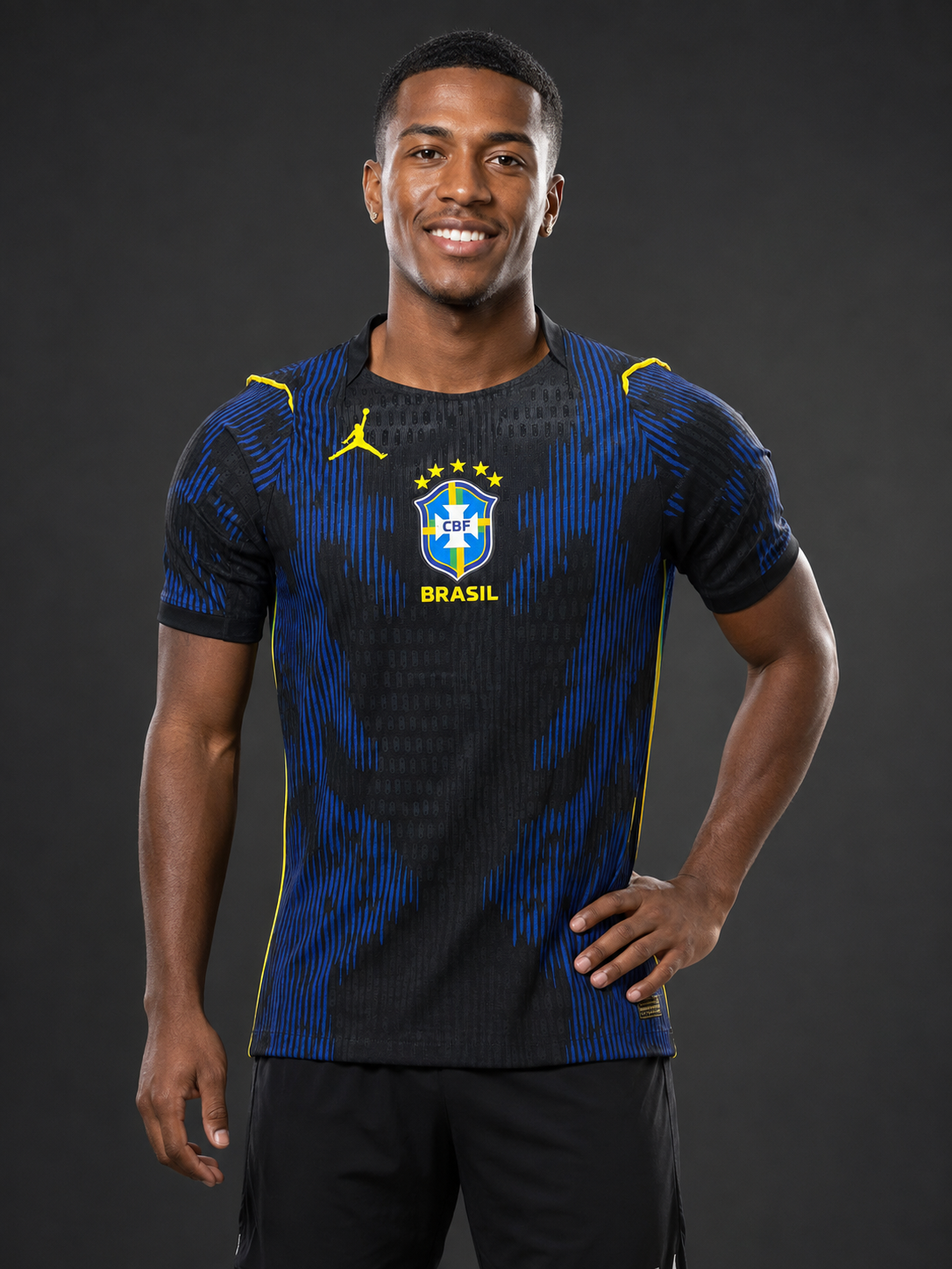 Jersey Brasil Visita 26 con modelo - GOAT SPORTS