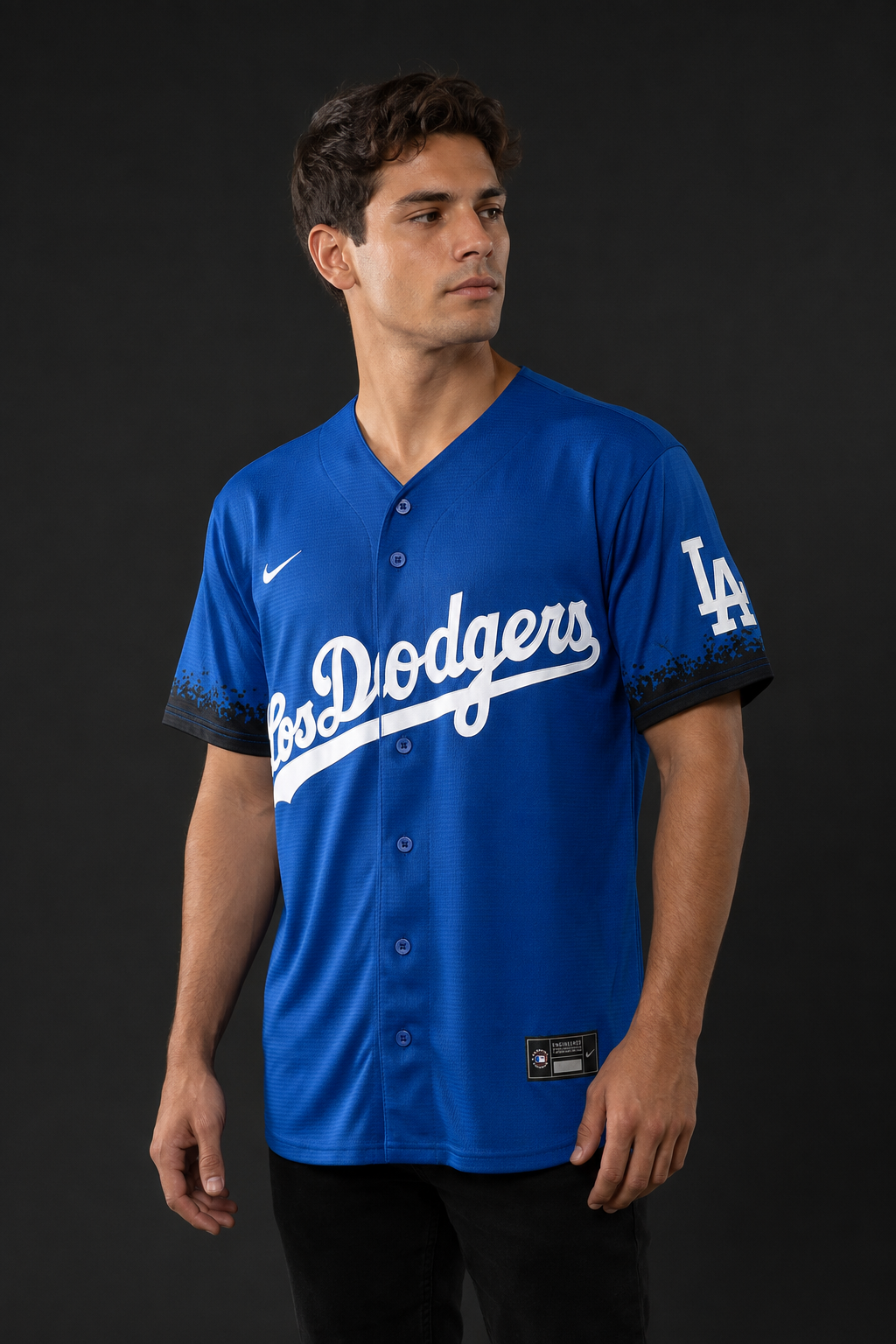 Jersey LA Dodgers Azul con modelo - GOAT SPORTS