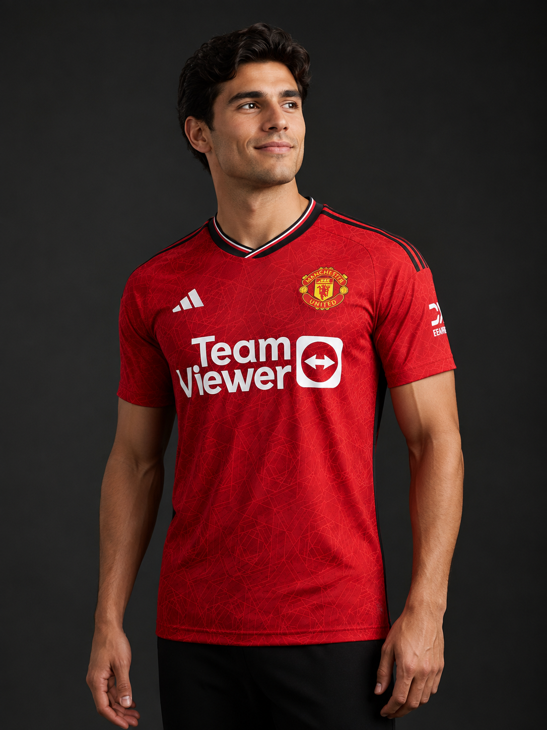 Jersey Manchester United con modelo - GOAT SPORTS