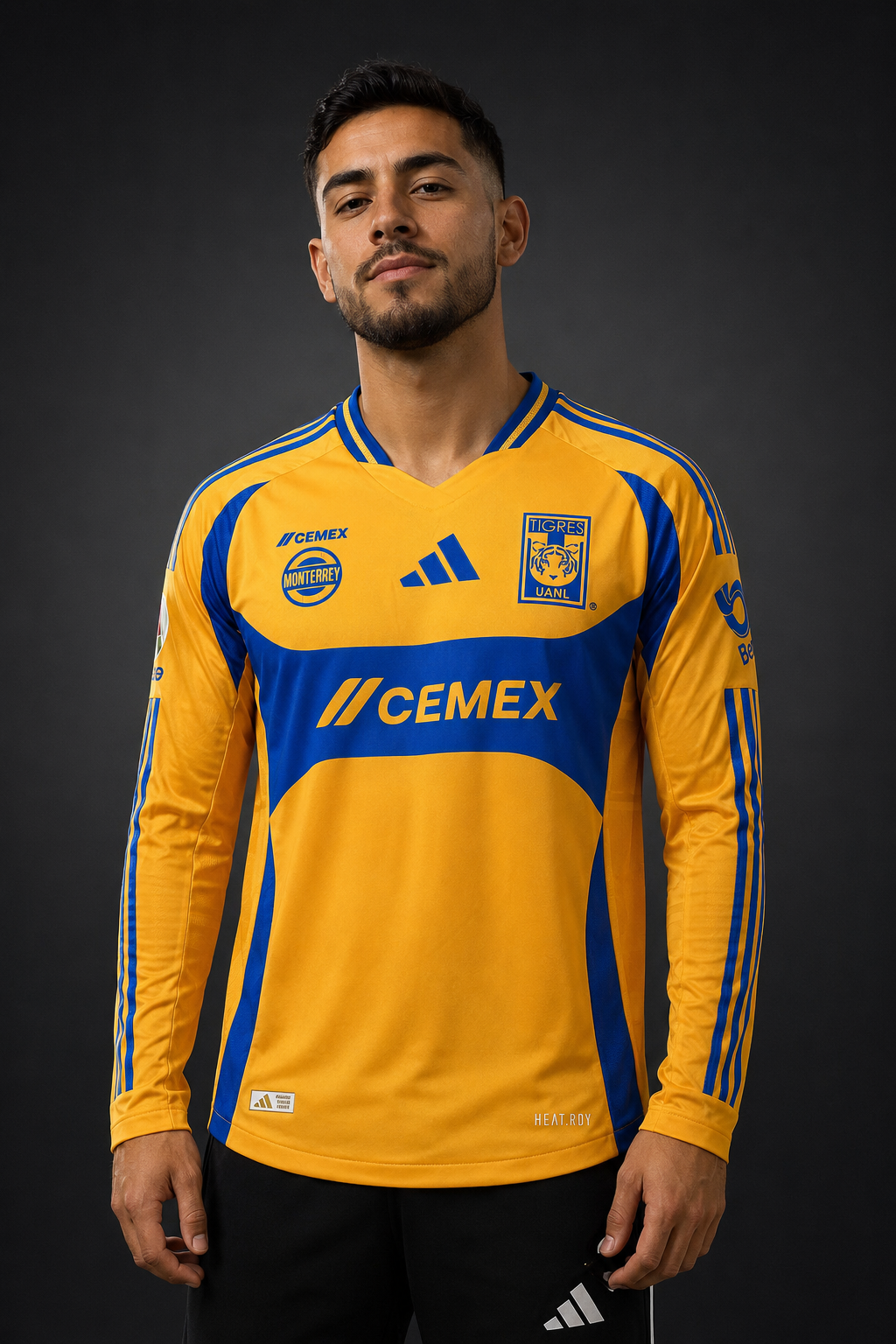 Jersey Tigres Local 24-25 manga larga en modelo, GOAT SPORTS